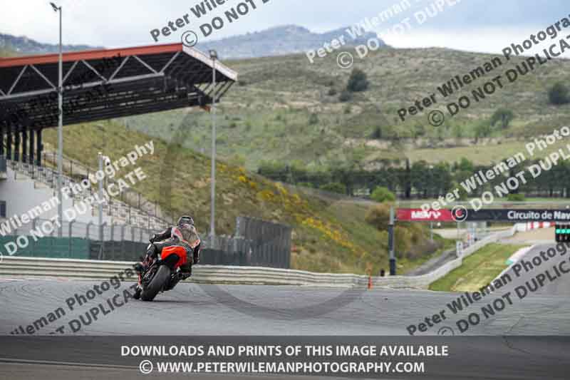 cadwell no limits trackday;cadwell park;cadwell park photographs;cadwell trackday photographs;enduro digital images;event digital images;eventdigitalimages;navarra;no limits trackdays;peter wileman photography;racing digital images;trackday digital images;trackday photos